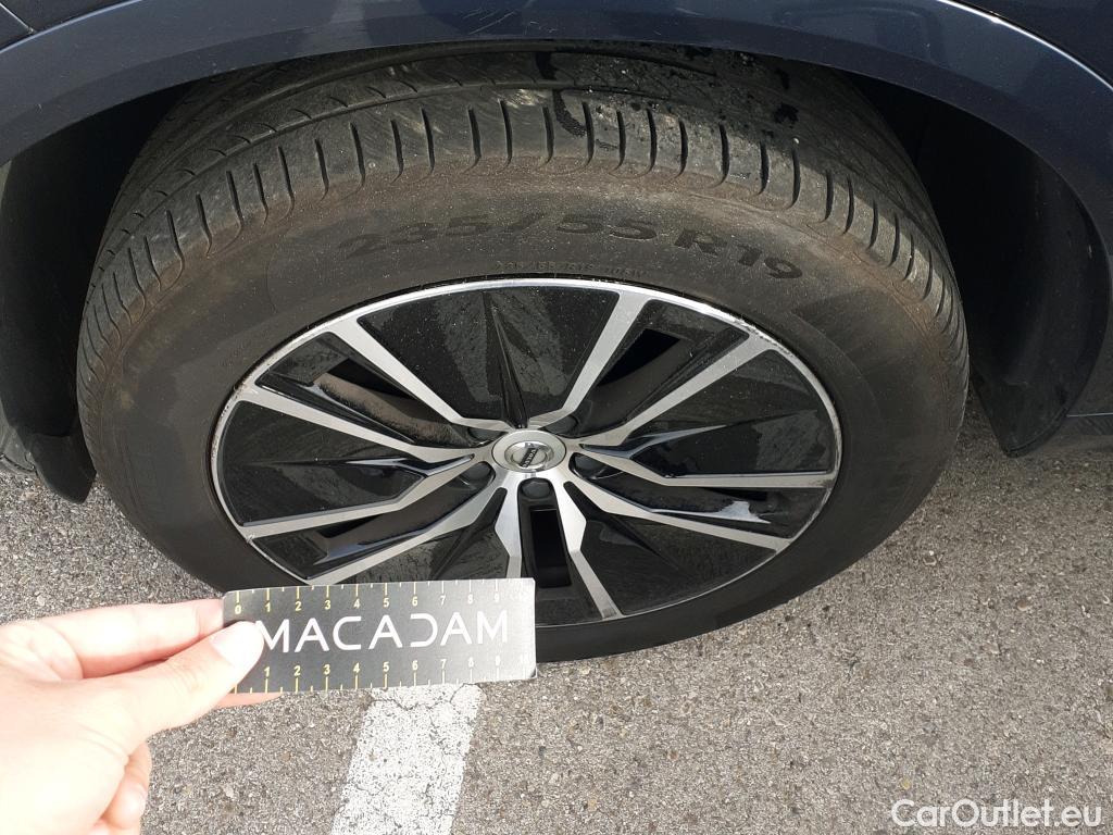  Volvo  XC90 VOLVO  / 2019 / 5P / todoterreno 2.0 T8 AWD Recharge Inscription Exp Auto #3