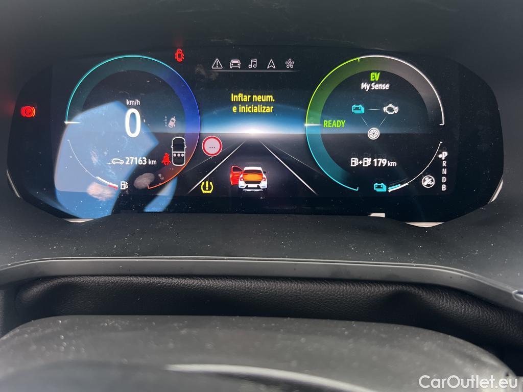 Renault  Captur  II Evolution 1.6 E-TECH Plug-in ATV E6d #27