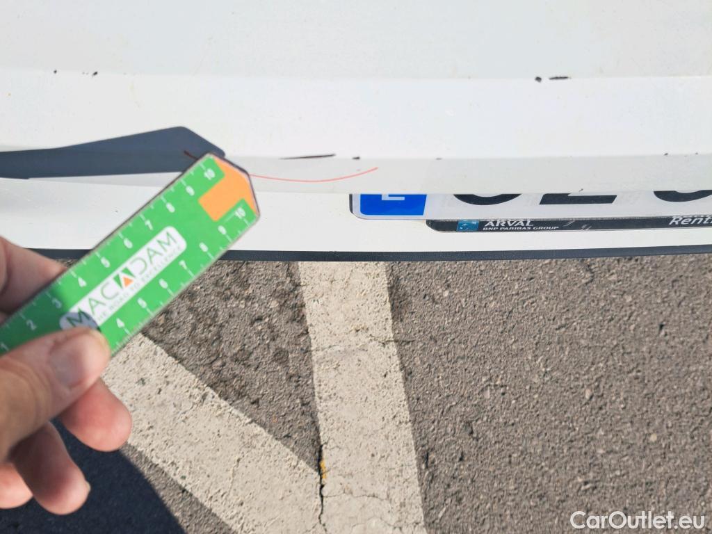 Volkswagen  Golf  VIII Berlina 2.0 TDI 115CV MT6 E6d #19