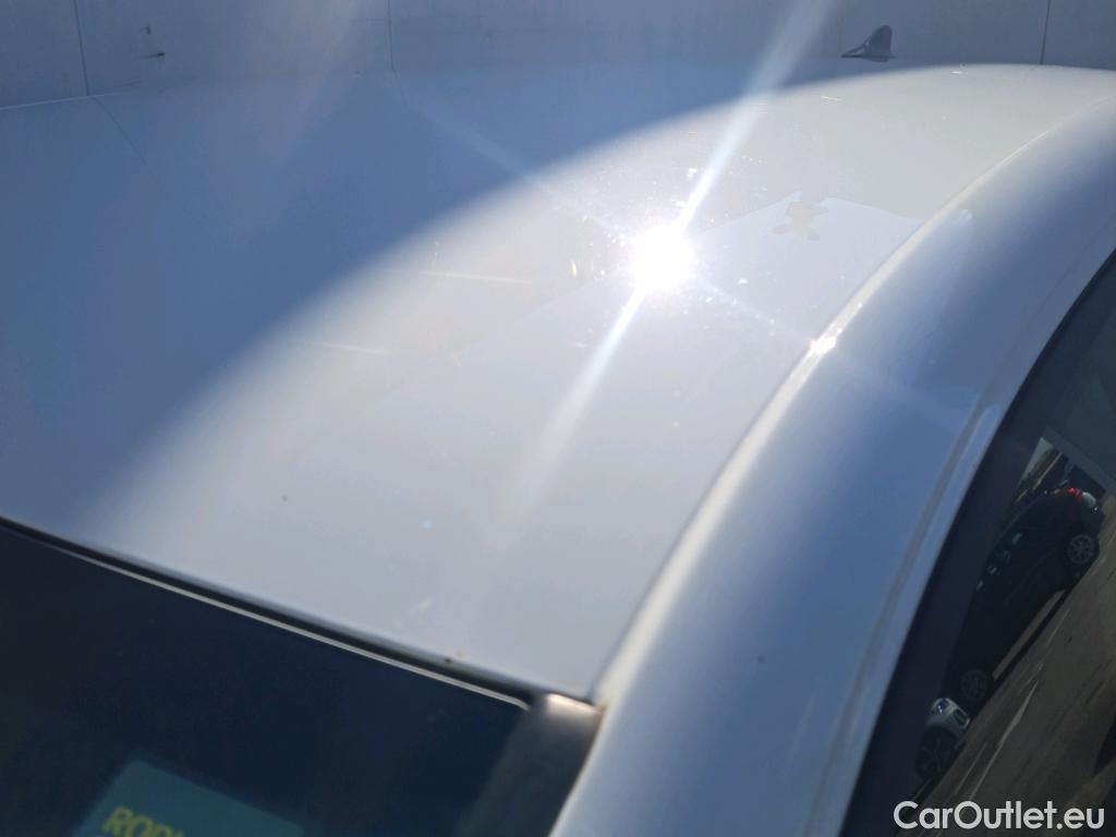 Volkswagen  Golf  VIII Berlina 2.0 TDI 115CV MT6 E6d #15