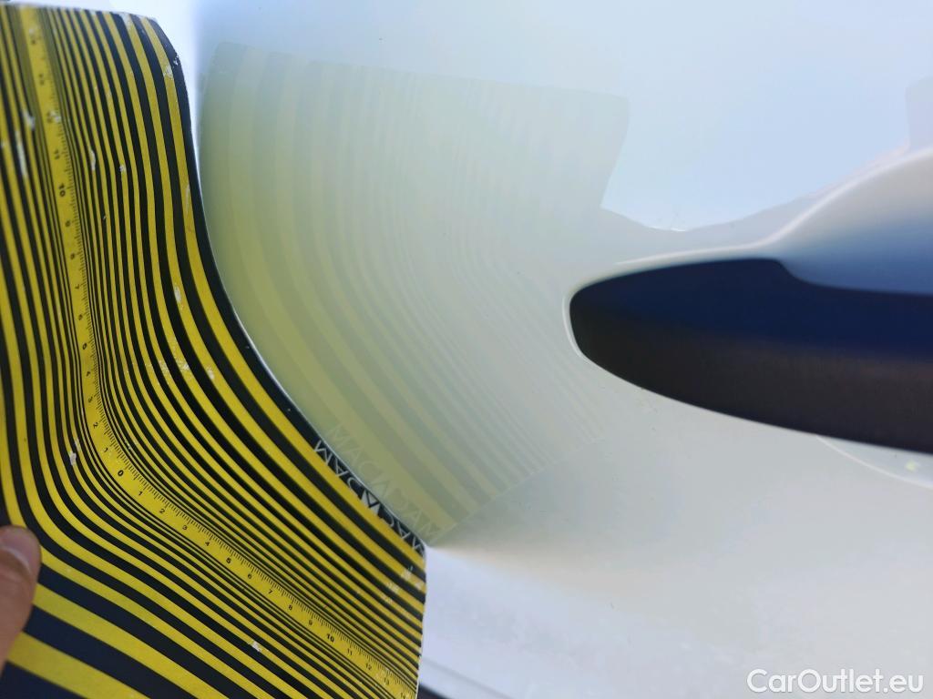  Renault  Clio RENAULT  / 2019 / 5P / berlina con portón Business TCe 74 kW (100CV) GLP #9