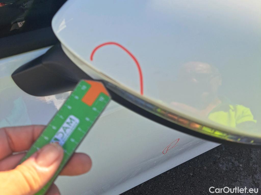 Volkswagen  Golf  VIII Berlina 2.0 TDI 115CV MT6 E6d #21