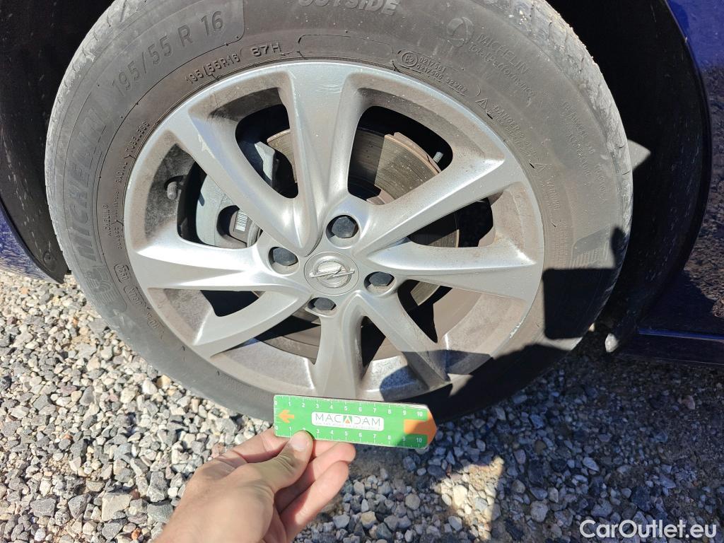  Opel  Corsa OPEL  / 2019 / 5P / berlina con portón 1.5D DT 74kW (100CV) Edition #16