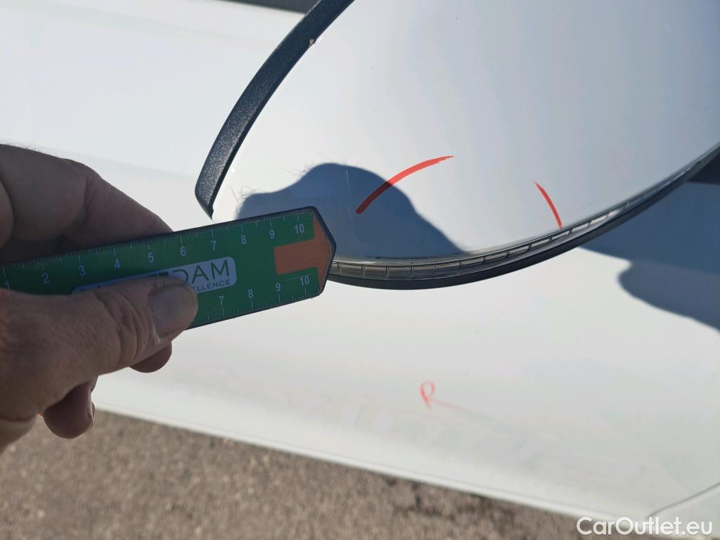 Volkswagen  Golf  VIII Berlina 2.0 TDI 115CV MT6 E6d #23