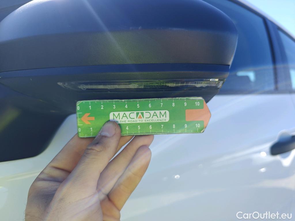  Renault  Clio RENAULT  / 2019 / 5P / berlina con portón Business TCe 74 kW (100CV) GLP #16