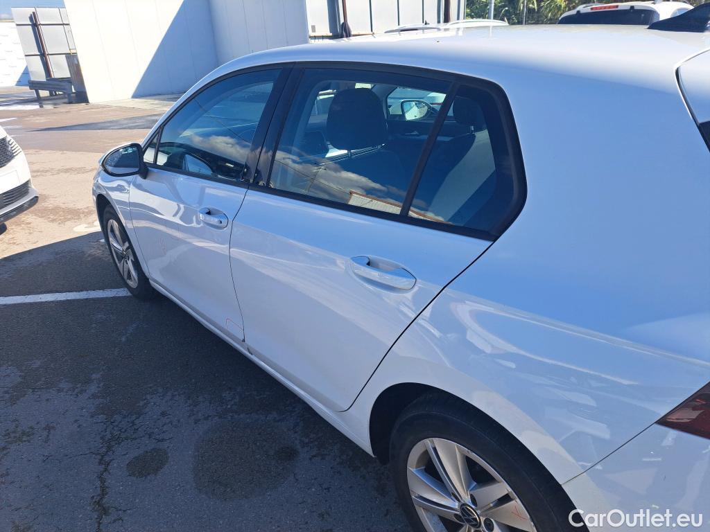 Volkswagen  Golf  VIII Berlina 2.0 TDI 115CV MT6 E6d #8