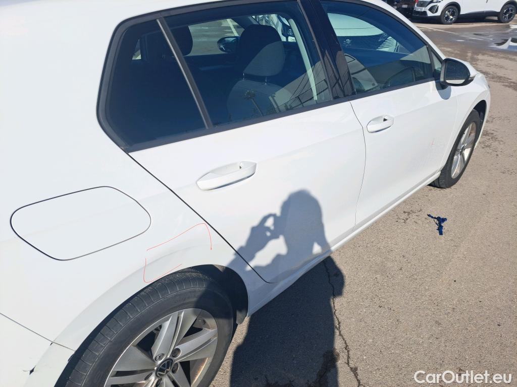 Volkswagen  Golf  VIII Berlina 2.0 TDI 115CV MT6 E6d #10