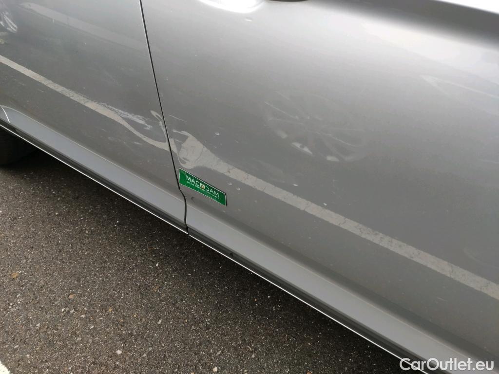  Volkswagen  Passat VOLKSWAGEN  / 2019 / 4P / sedán 2.0 TDI 110kW (150CV) #5