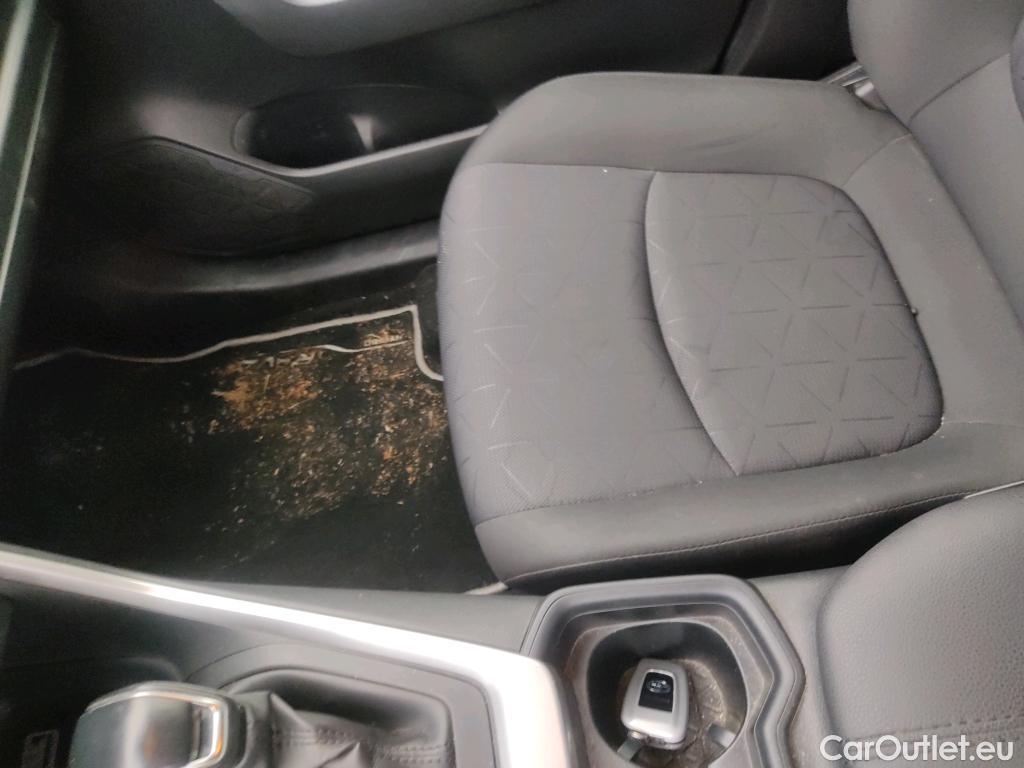  Toyota  RAV4 TOYOTA  / 2018 / 5P / todoterreno 2.5l 220H Advance #33