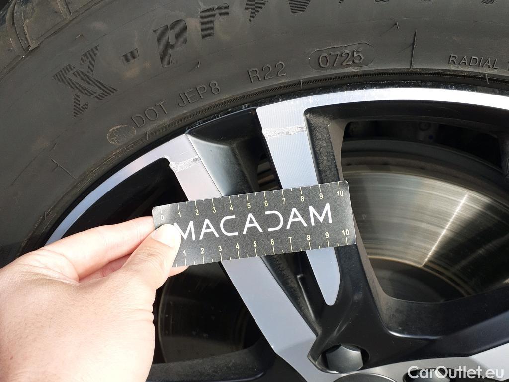  Volvo  XC 40 VOLVO XC40 / 2017 / 5P / todoterreno 1.5 T5 Twin Recharge R-Design Exp Auto #5