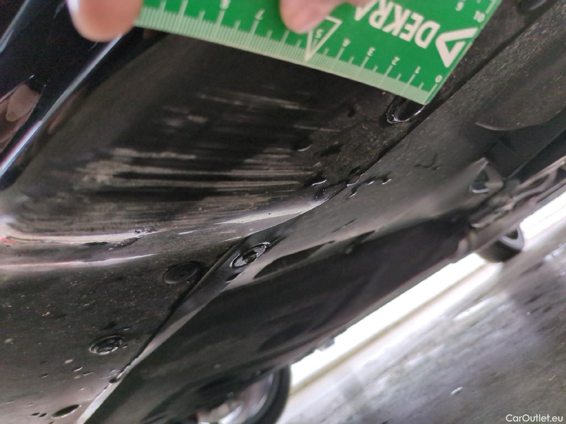 Bmw  Serie 1 Série 1 Berline 120 d xDrive 2.0 190CV BVA8 E6d #15