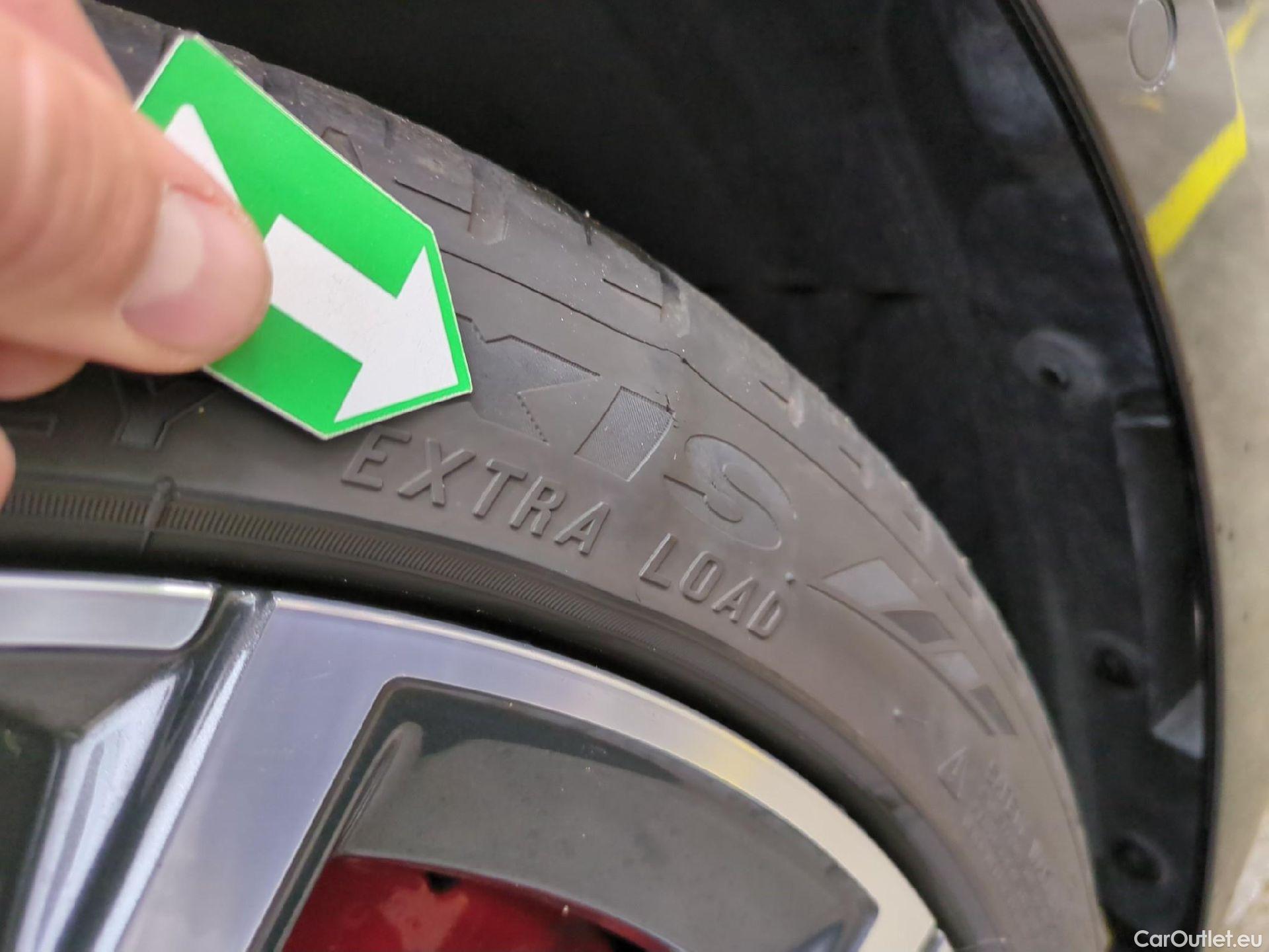 Bmw  Serie 1 Série 1 Berline 120 d xDrive 2.0 190CV BVA8 E6d #4