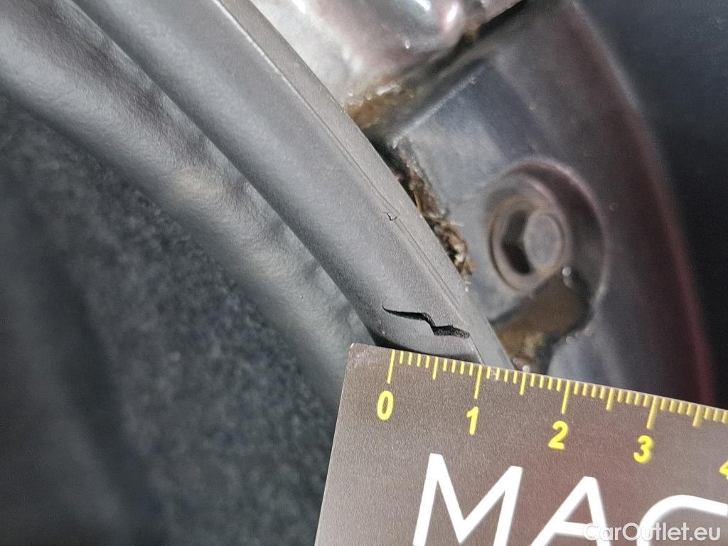 Nissan  Qashqai NISSAN  2017 5P Crossover 15 DCI 115 Business Edition #30