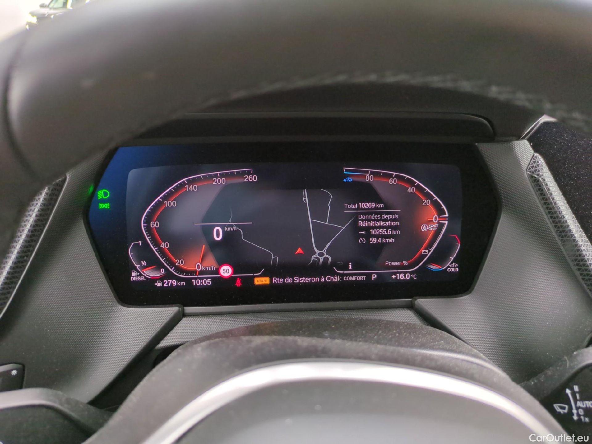 Bmw  Serie 1 Série 1 Berline 120 d xDrive 2.0 190CV BVA8 E6d #9