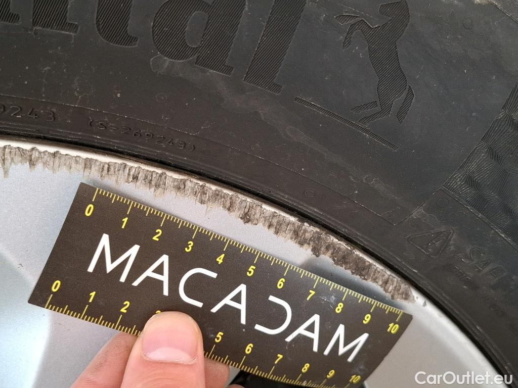 Nissan  Qashqai NISSAN  2017 5P Crossover 15 DCI 115 Business Edition #21