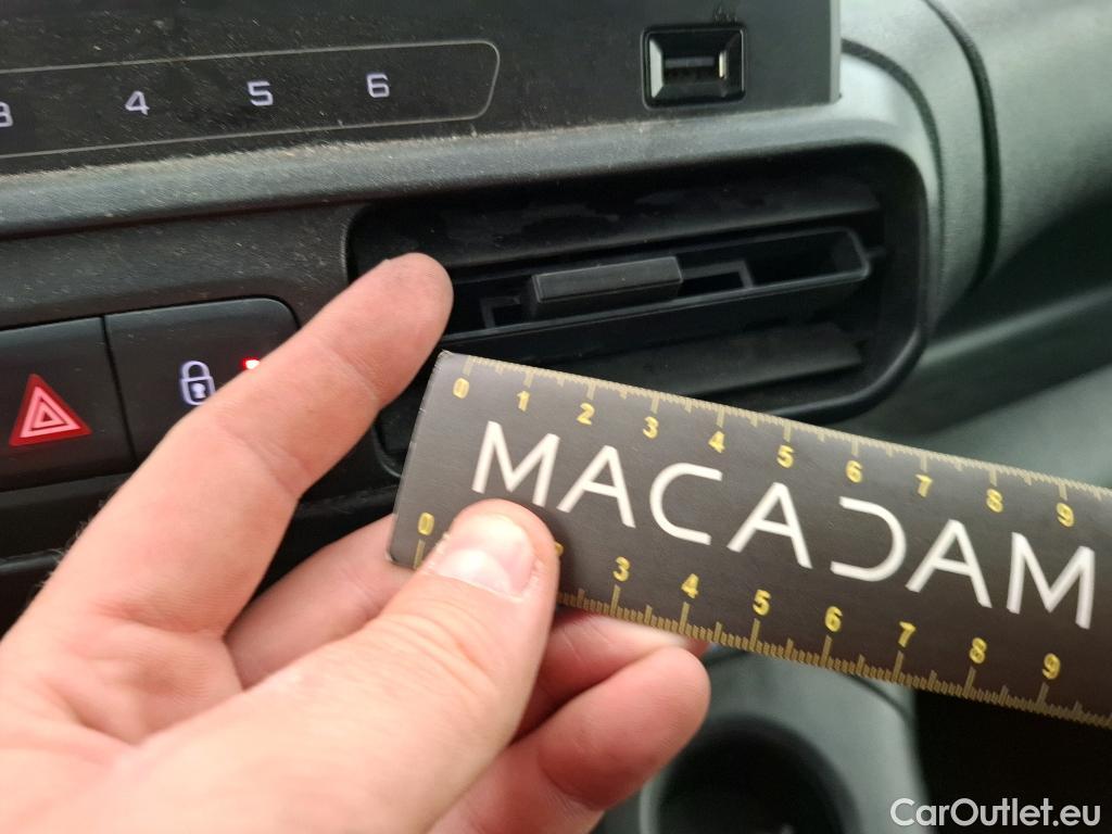 Citroen  Berlingo  Fourgon Club M 650 1.5 BlueHDi 100CV BVM5 E6dT #110