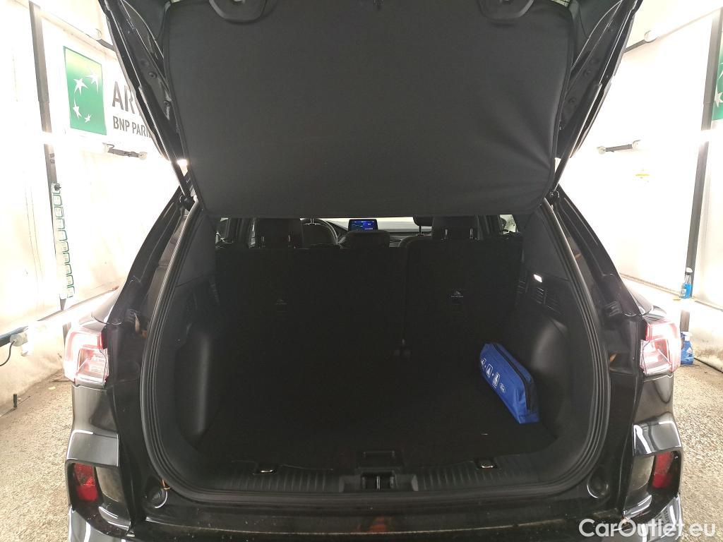 Ford  Kuga FORD  / 2019 / 5P / SUV 2.5 190 hybrid Flexifuel Pshift ST-Line #10