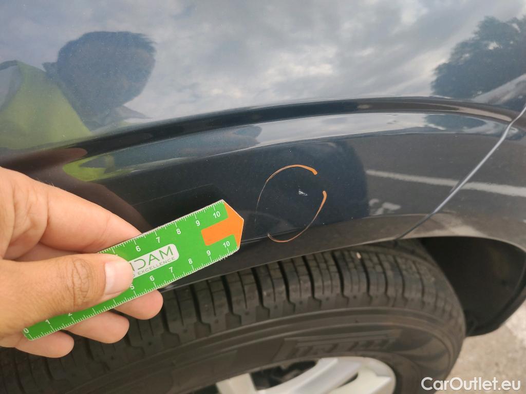  Volvo  XC60 VOLVO  / 2017 / 5P / todoterreno 2.0 D3 Business Plus #4