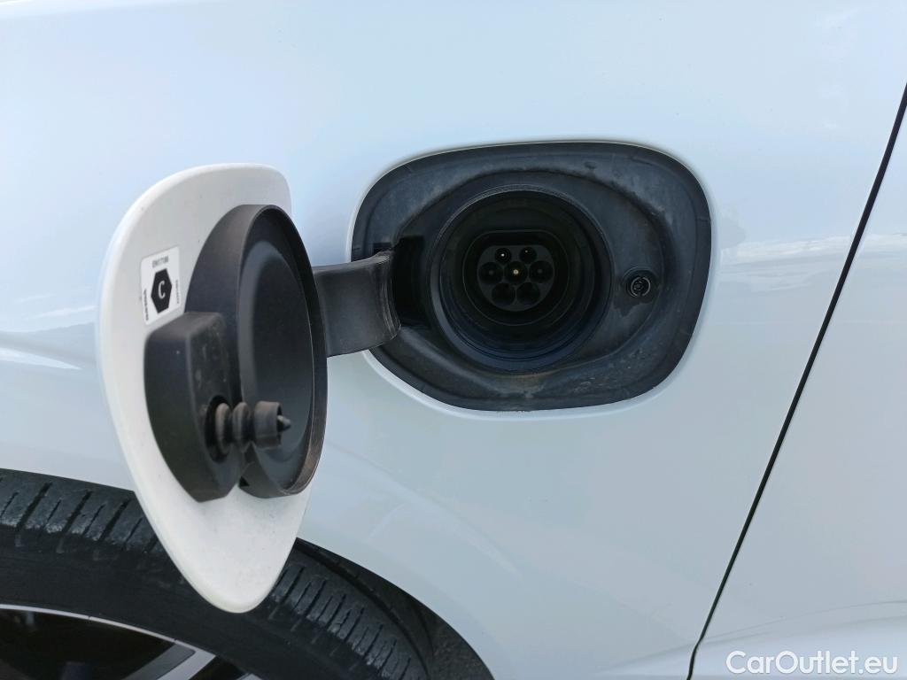 Volvo  XC60 VOLVO  / 2017 / 5P / todoterreno 2.0 T6 AWD Recharge R-Design Exp Auto #14