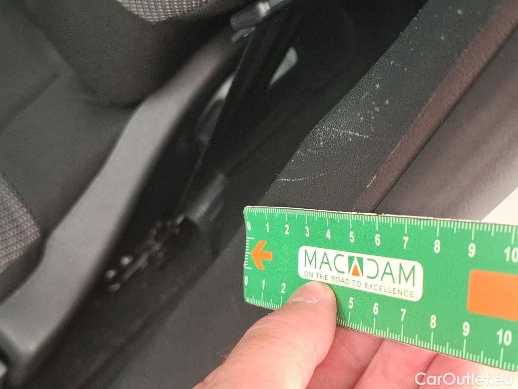 Citroen  C3  Feel Business 1.2 PureTech 80CV BVM5 E6d #7