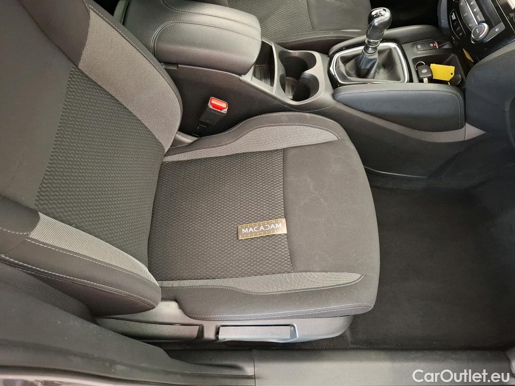 Nissan  Qashqai NISSAN  2017 5P Crossover 15 DCI 115 Business Edition #37