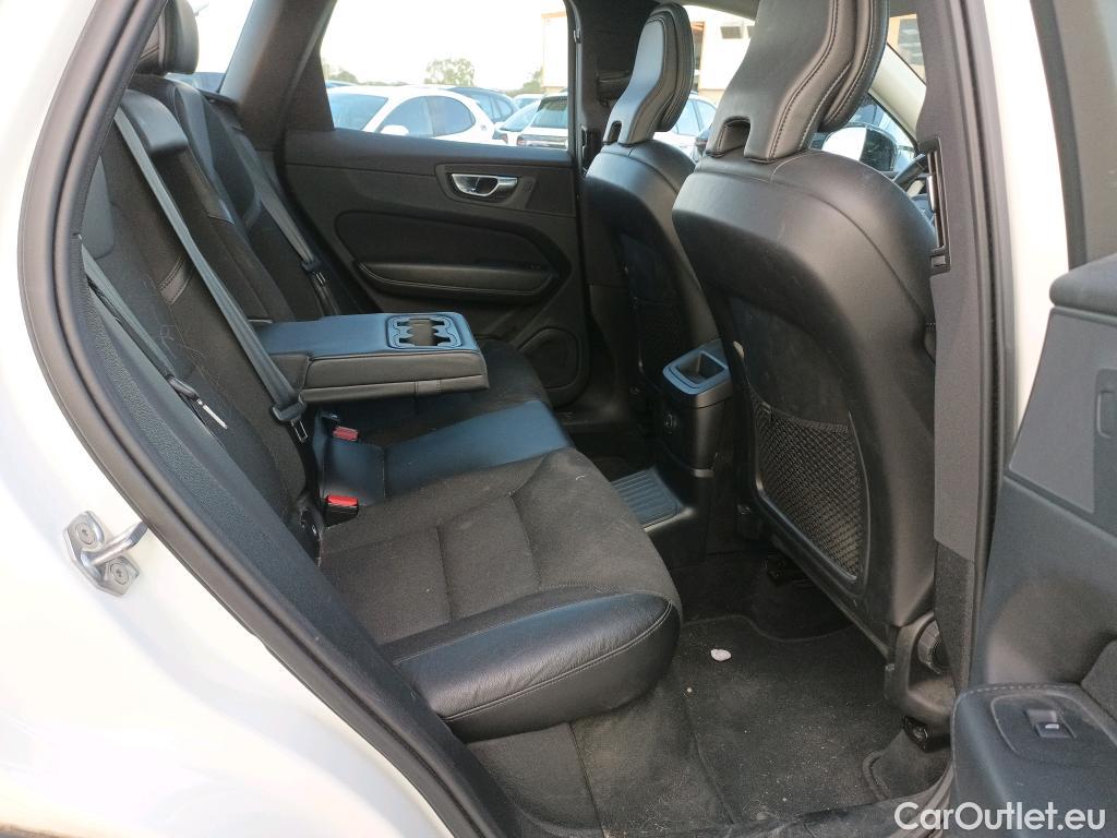 Volvo  XC60 VOLVO  / 2017 / 5P / todoterreno 2.0 T6 AWD Recharge R-Design Exp Auto #7