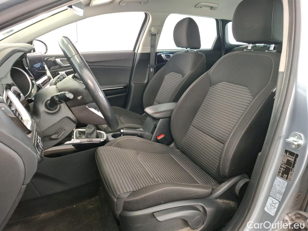 KIA  Cee'd Ceed Sportswagon Active 1.5 T-GDI 160CV BVM6 E6d #8