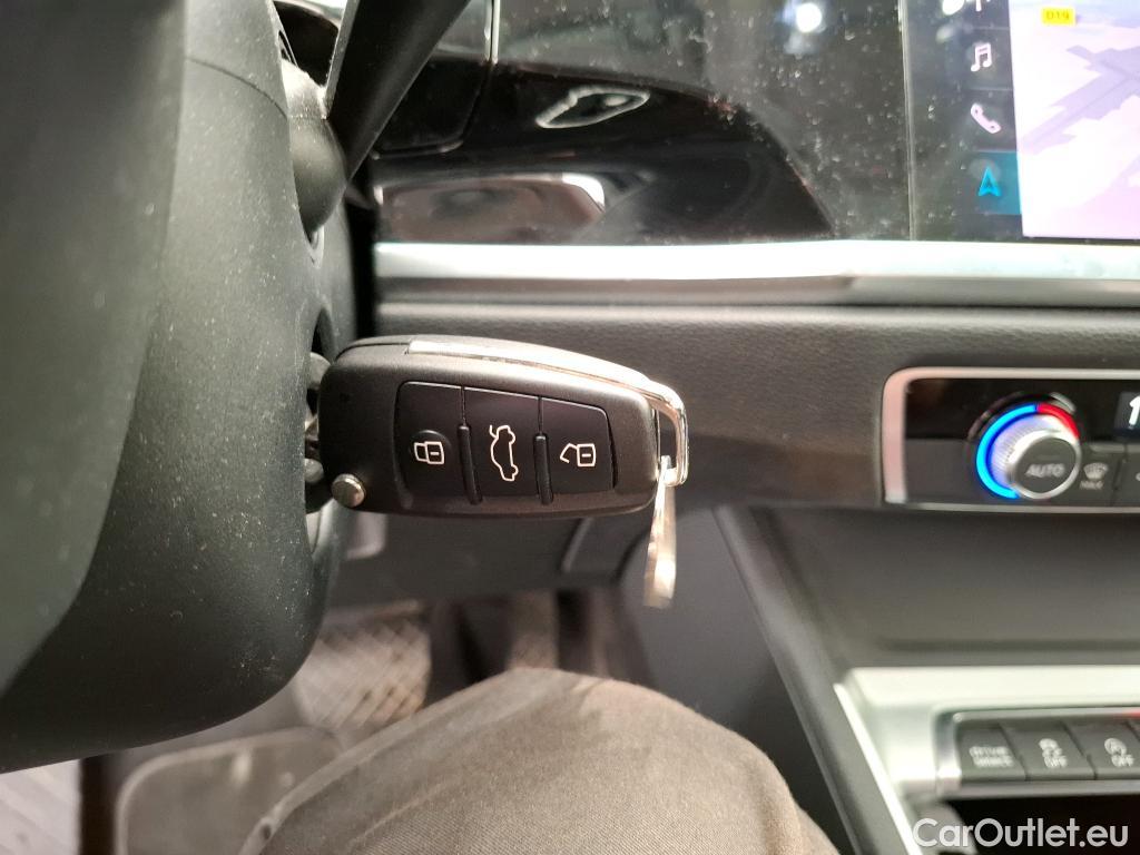 Audi  Q3  35 TDI Business Line 2.0 TDI 150CV BVA7 E6d #12