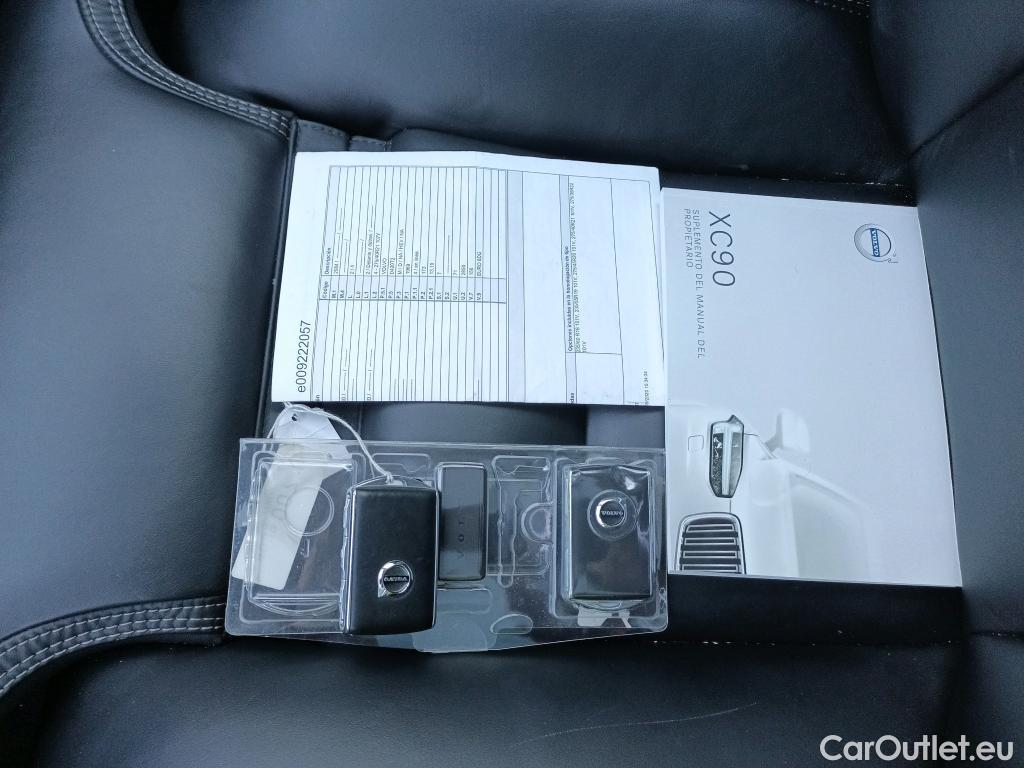 Volvo  XC90  Inscription AWD 2.0 B5 235CV AT8 E6dT #3