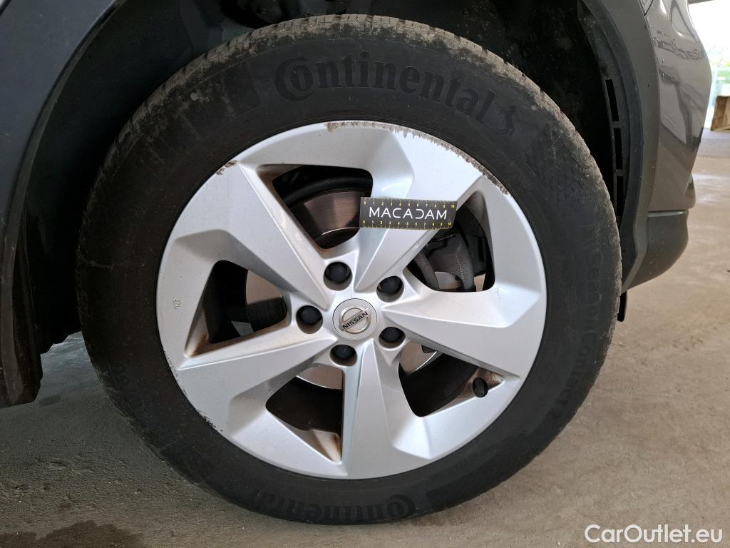 Nissan  Qashqai NISSAN  2017 5P Crossover 15 DCI 115 Business Edition #19