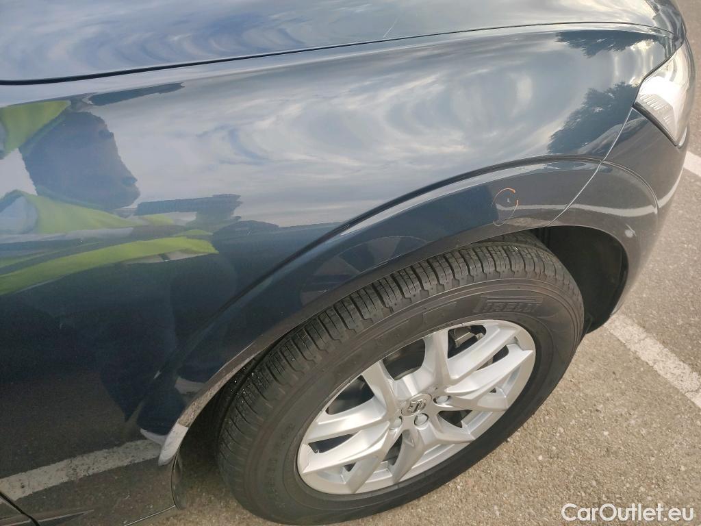  Volvo  XC60 VOLVO  / 2017 / 5P / todoterreno 2.0 D3 Business Plus #3