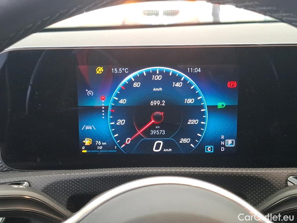 Mercedes  CLA-Klasse MERCEDES BENZ CLA Coupe  2019 4P  Coupé CLA 180 d Business Line BA7 #6