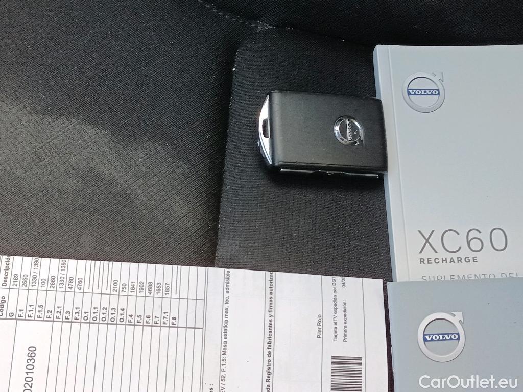 Volvo  XC60 VOLVO  / 2017 / 5P / todoterreno 2.0 T6 AWD Recharge R-Design Exp Auto #2