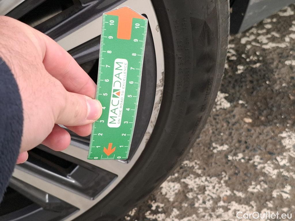 Bmw  Serie 1 BMW Série 1 / 2019 / 5P / Berline 116i DKG7 Business Design #15