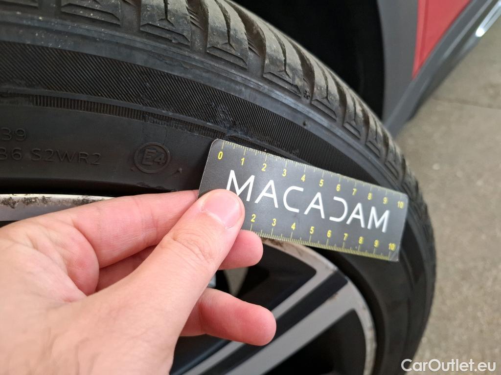  Mini  Countryman MINI  / 2020 / 5P / Crossover Cooper SE ALL4 Yours 125+95ch BVA6 #22