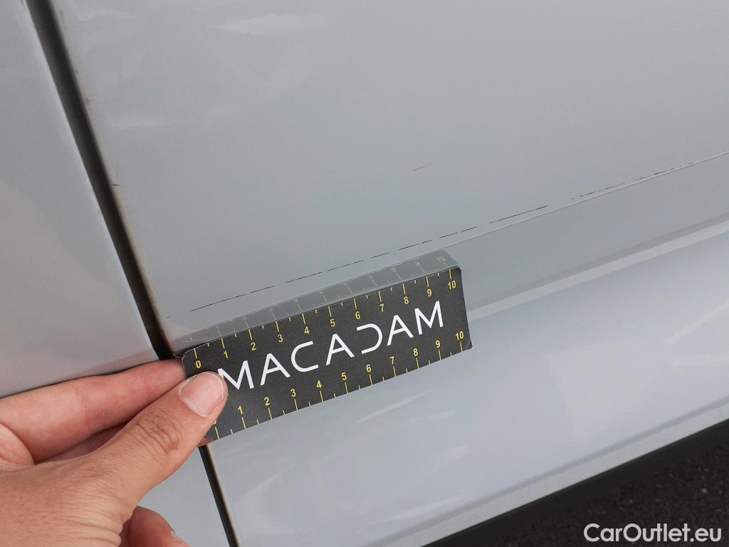  Volvo  XC 40 VOLVO XC40 / 2017 / 5P / todoterreno 1.5 T5 Twin Recharge R-Design Exp Auto #8