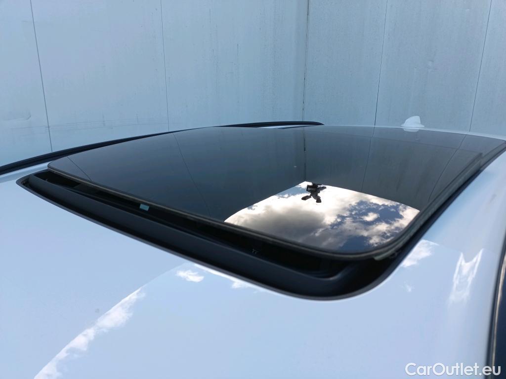 Volvo  XC60 VOLVO  / 2017 / 5P / todoterreno 2.0 T6 AWD Recharge R-Design Exp Auto #17