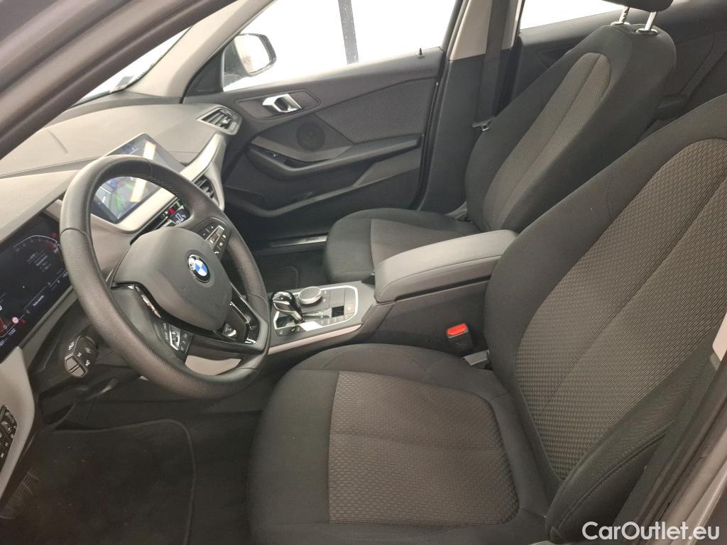 Bmw  Serie 1 BMW Série 1 / 2019 / 5P / Berline 116i DKG7 Business Design #29