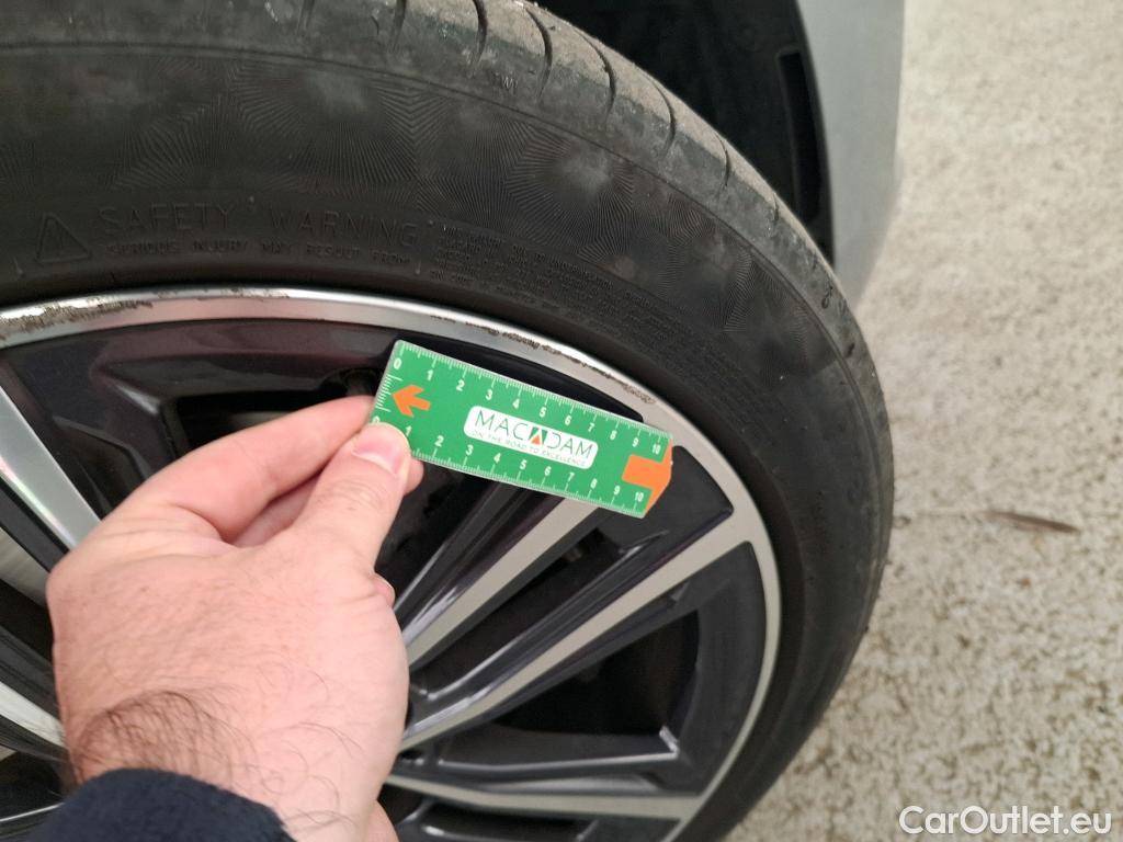 Bmw  Serie 1 BMW Série 1 / 2019 / 5P / Berline 116i DKG7 Business Design #26