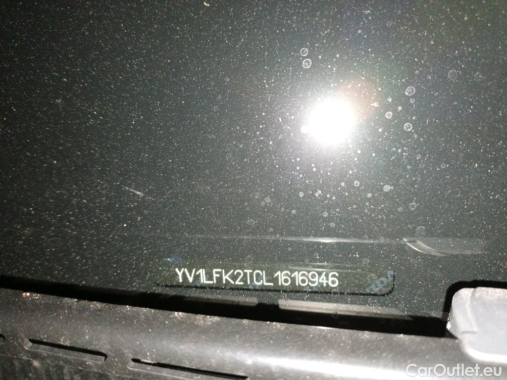 Volvo  XC90  Inscription AWD 2.0 B5 235CV AT8 E6dT #18