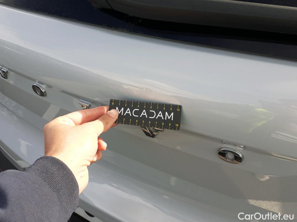  Volvo  XC 40 VOLVO XC40 / 2017 / 5P / todoterreno 1.5 T5 Twin Recharge R-Design Exp Auto #15