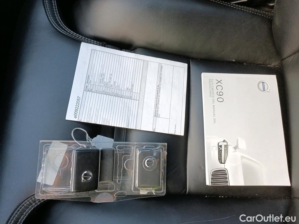 Volvo  XC90  Inscription AWD 2.0 B5 235CV AT8 E6dT #9