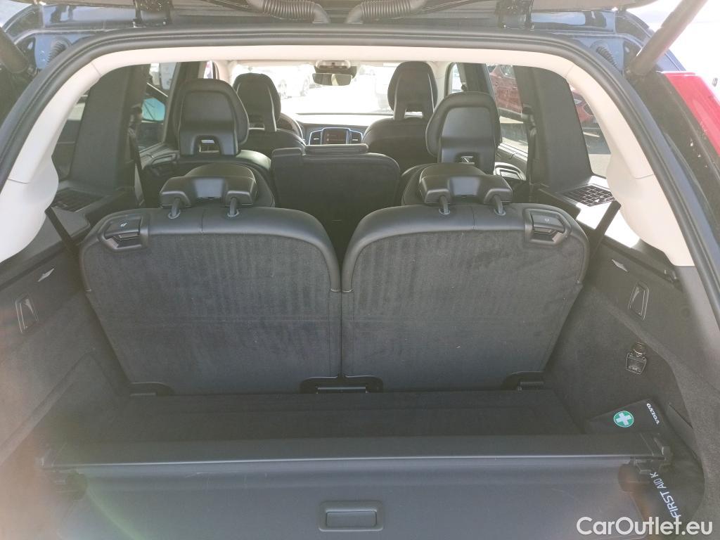 Volvo  XC90  Inscription AWD 2.0 B5 235CV AT8 E6dT #8