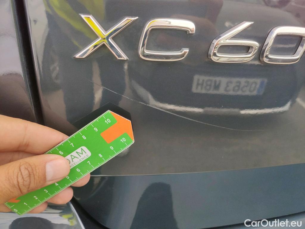  Volvo  XC60 VOLVO  / 2017 / 5P / todoterreno 2.0 D3 Business Plus #2