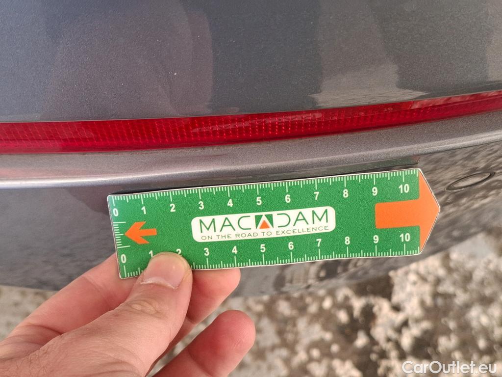 Bmw  Serie 1 BMW Série 1 / 2019 / 5P / Berline 116i DKG7 Business Design #6