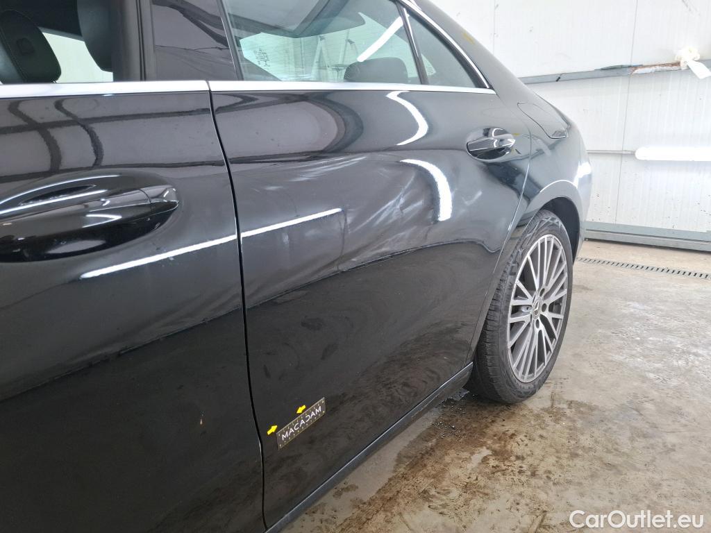 Mercedes  CLA-Klasse MERCEDES BENZ CLA Coupe  2019 4P  Coupé CLA 180 d Business Line BA7 #31