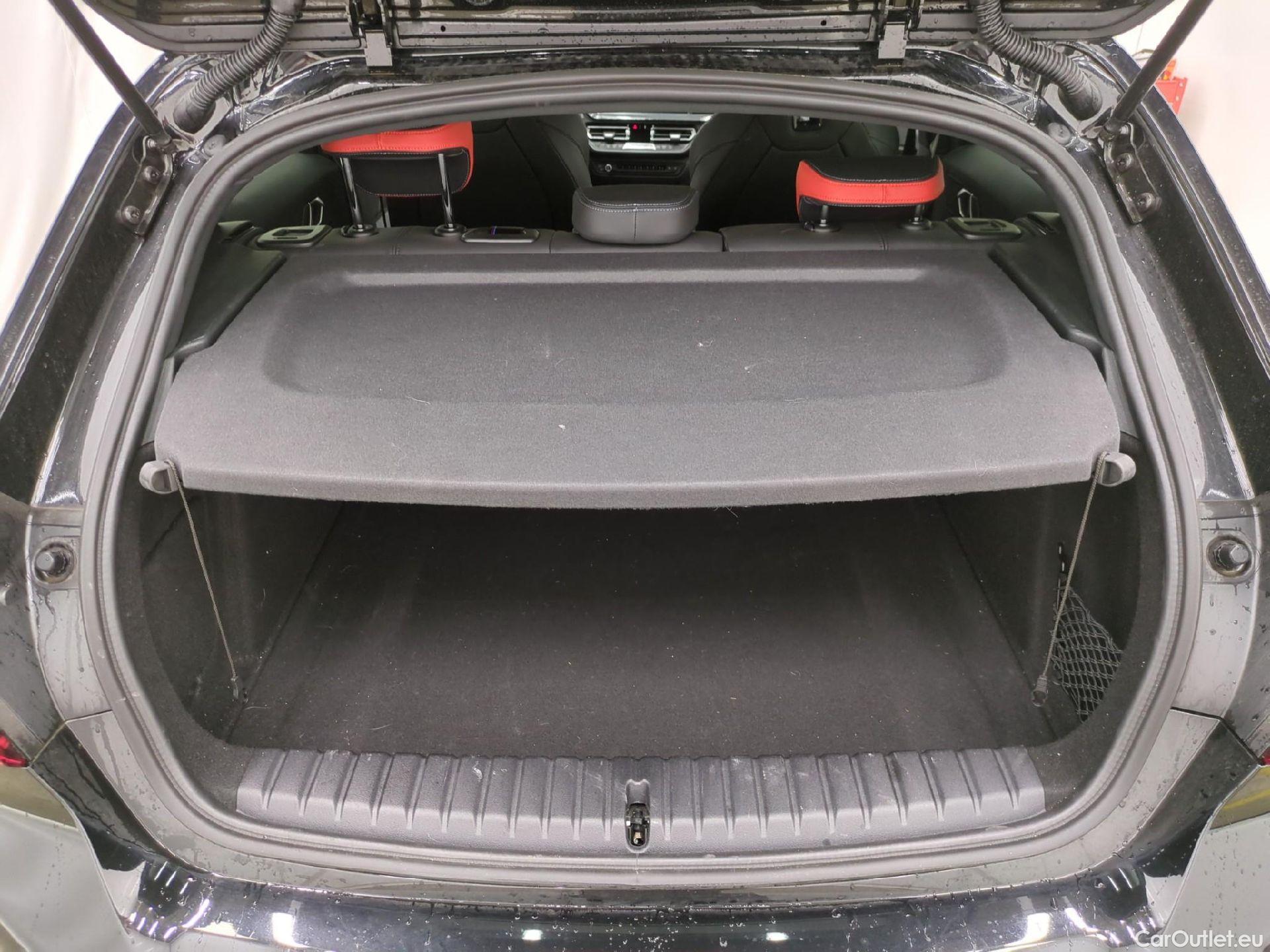 Bmw  Serie 1 Série 1 Berline 120 d xDrive 2.0 190CV BVA8 E6d #12