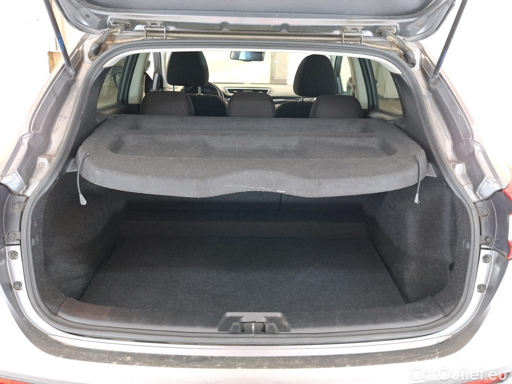 Nissan  Qashqai NISSAN  2017 5P Crossover 15 DCI 115 Business Edition #10