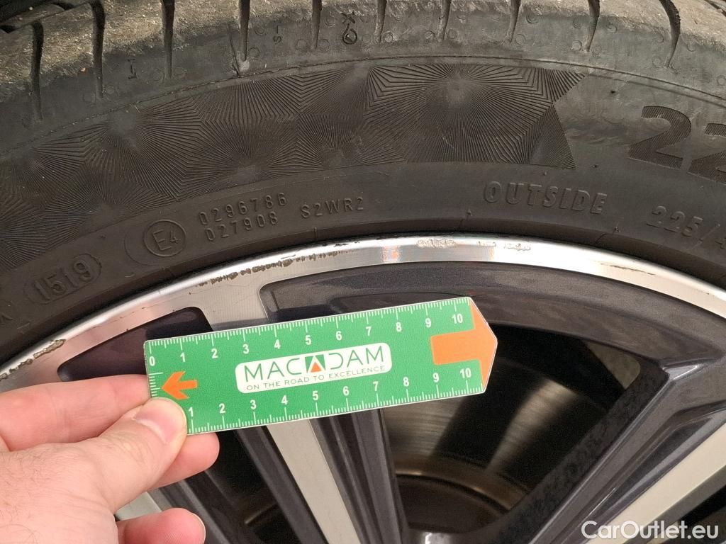 Bmw  Serie 1 BMW Série 1 / 2019 / 5P / Berline 116i DKG7 Business Design #14