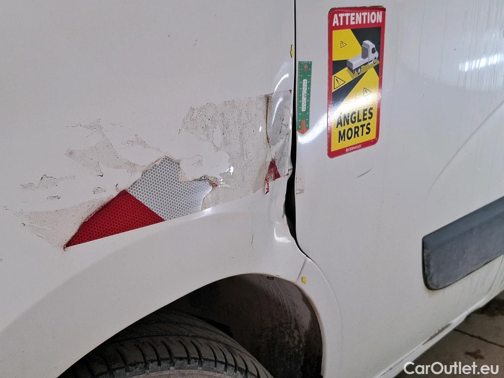 Renault  Master  benne dble cabine L3H1 3 5t 2.3 dCi 130CV BVM6 7 Sieges E6 #8